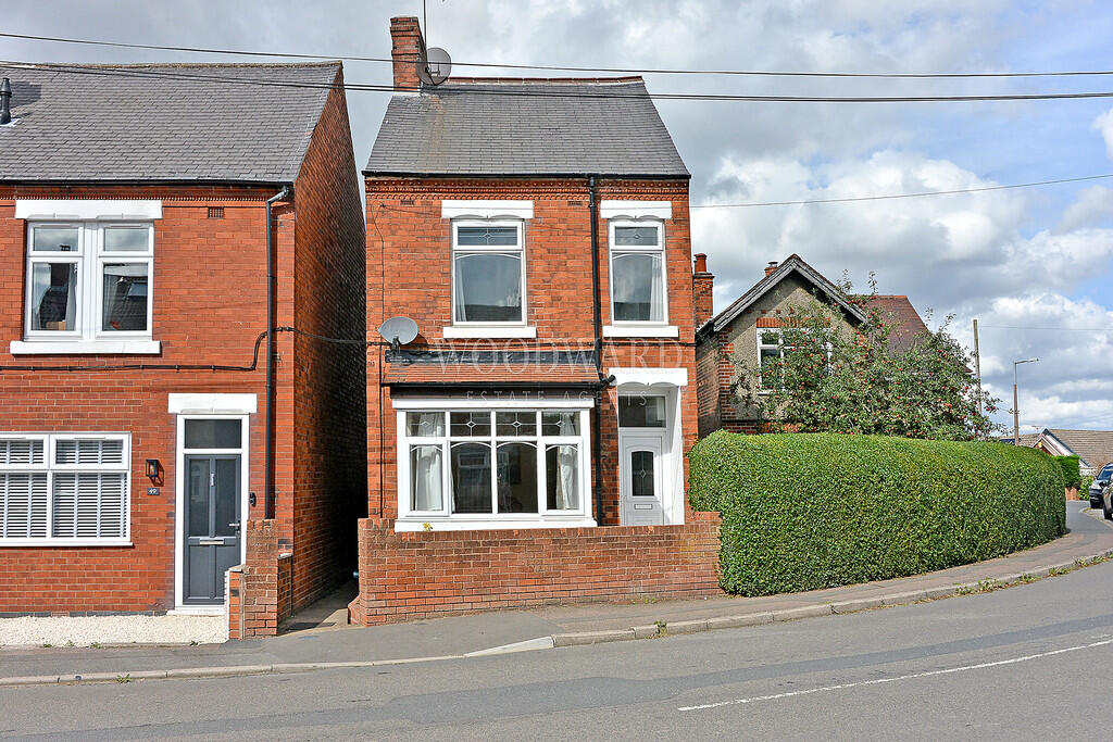 2-bed detached on Littlemoor Lane, Newton, £140,000