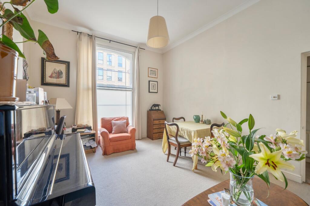 Main image of property: Cambridge Avenue, Kilburn, London, NW6