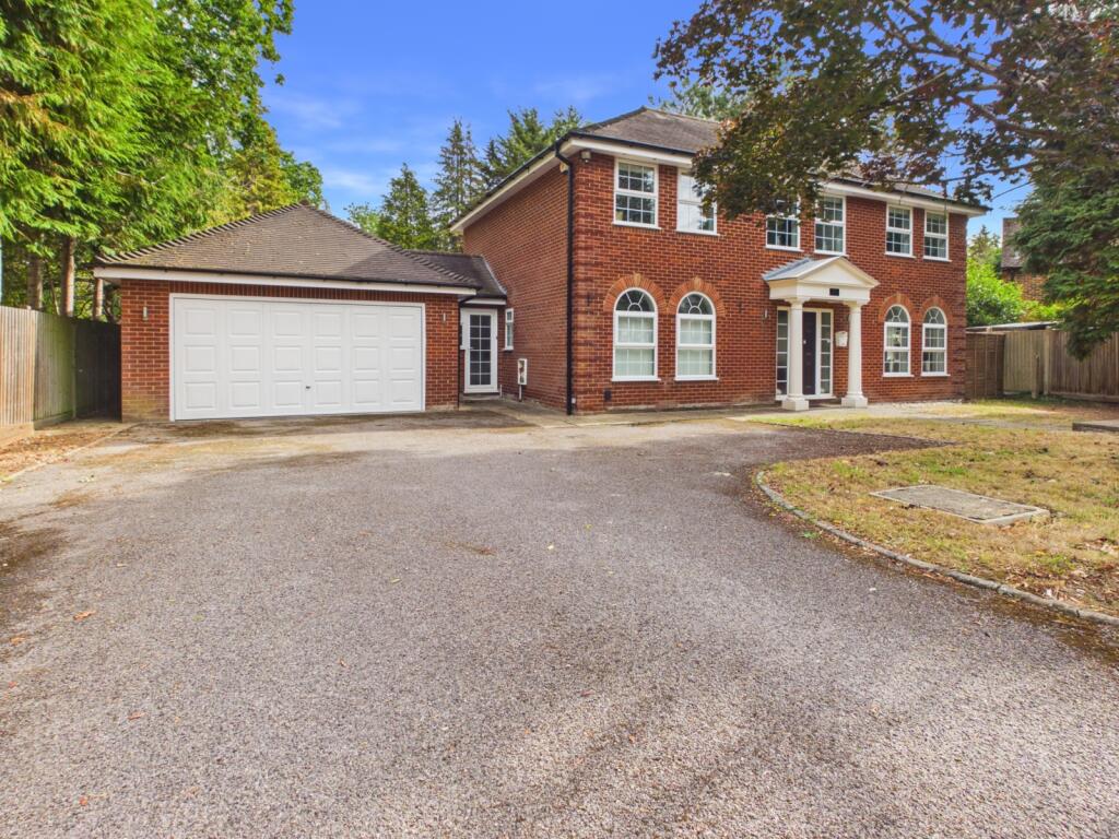 Main image of property: Meadway Park, Gerrards Cross, Buckinghamshire, SL9