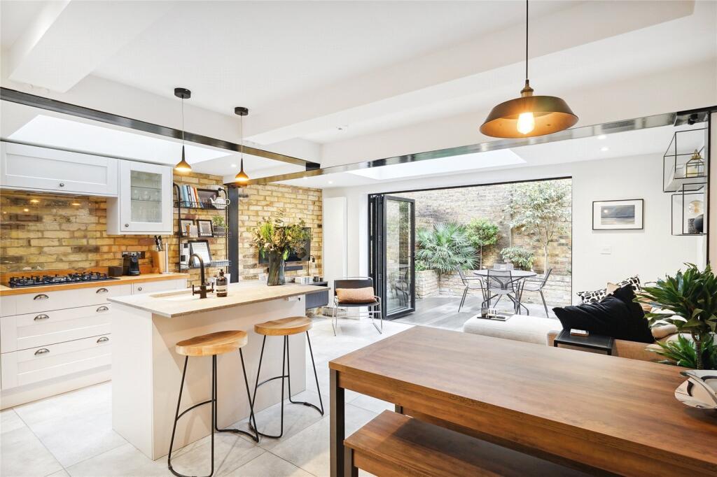 Main image of property: Herndon Road, Wandsworth, London, SW18