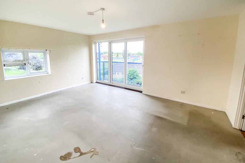 13 Bailey House, Forman Street, Calne, Wiltshire, SN11 8PG photo 3