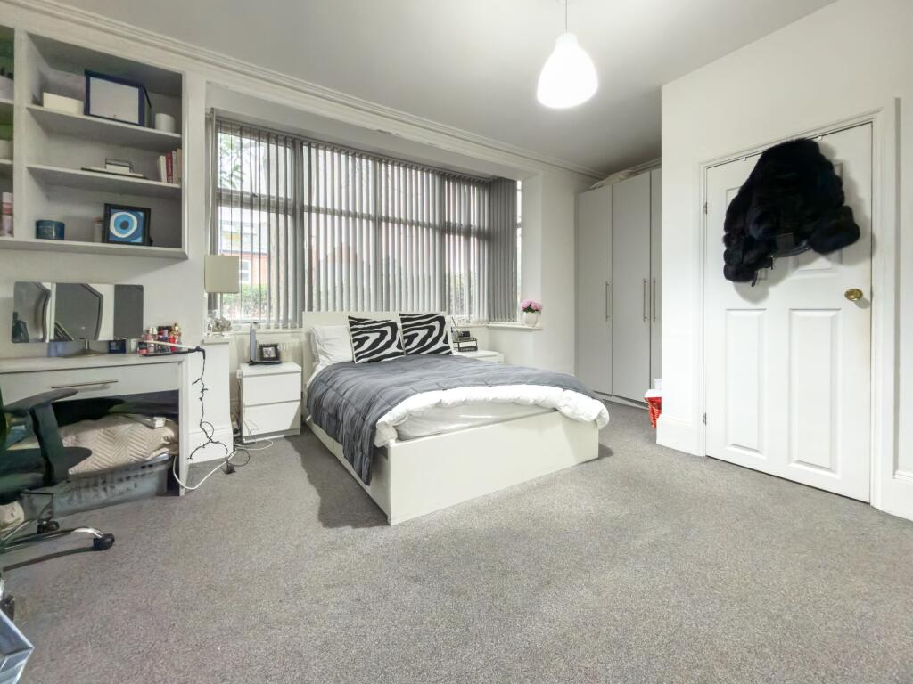 Main image of property: 1 Upper Redlands Road, Reading, RG1