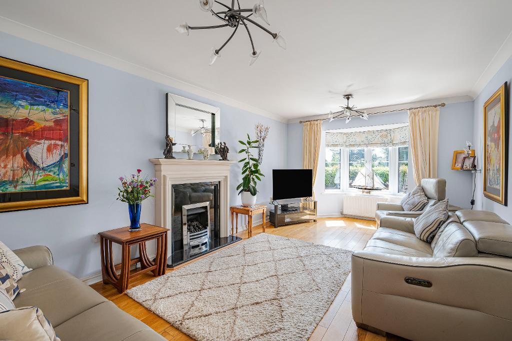 Whiteley Close, Seaford, East Sussex, BN25 4AQ photo 3