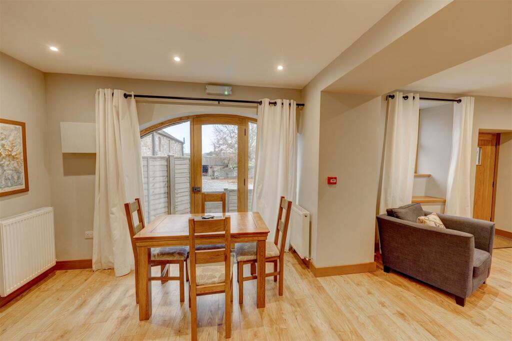 House in Dacre, Clickham - More