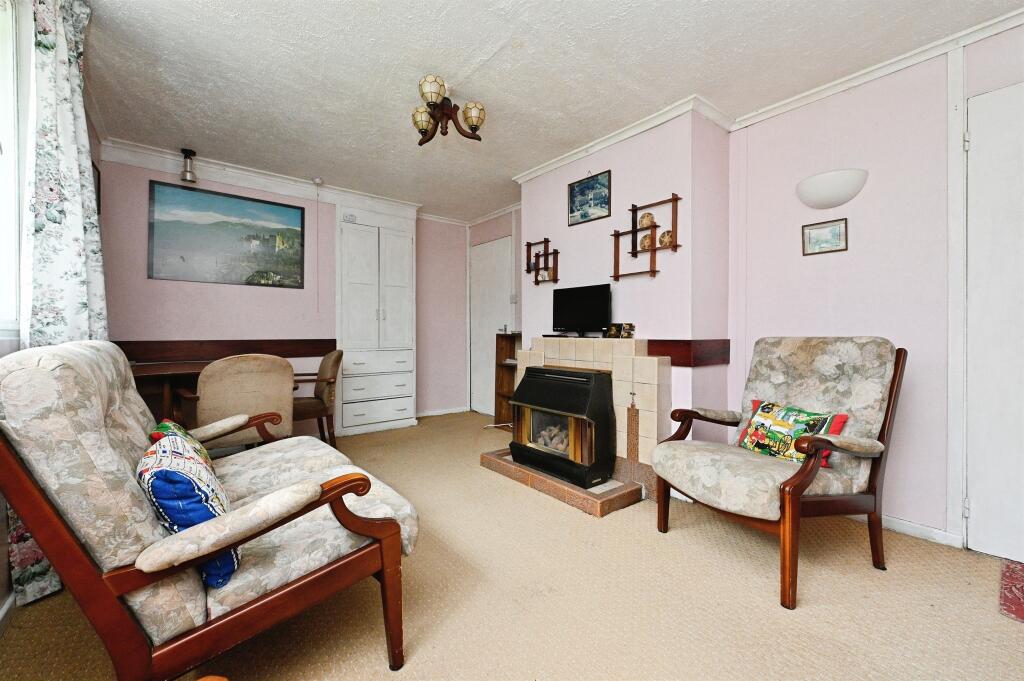 Willow Drive, Setchey, King's Lynn photo 4