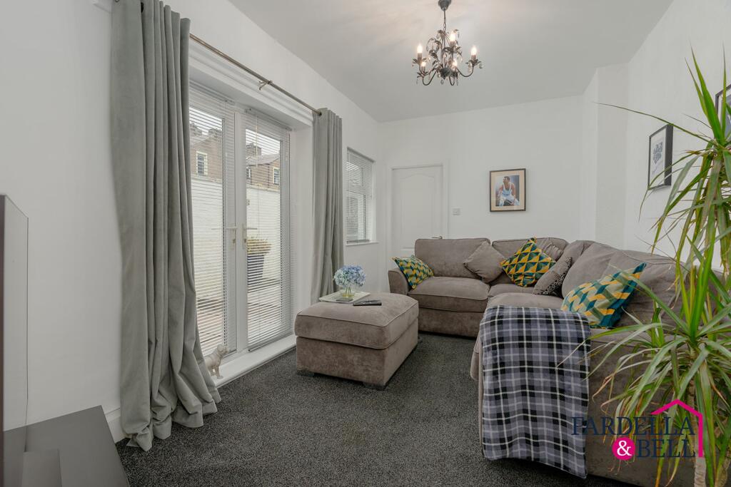 Woodgrove Road, Burnley, BB11 photo 3