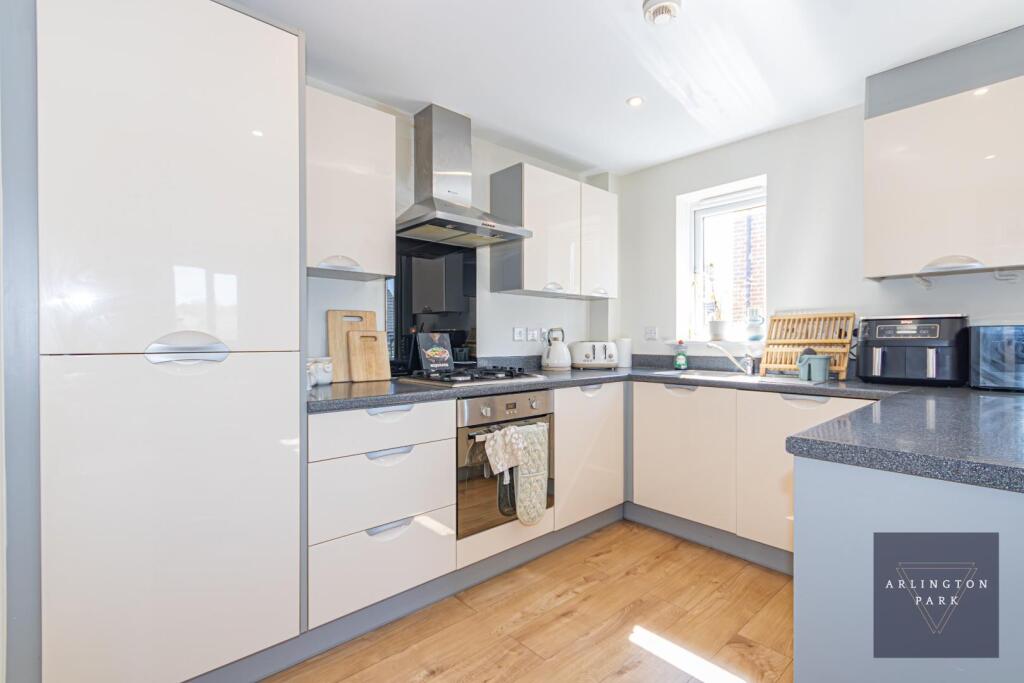 Apartment in Norwich - View 4