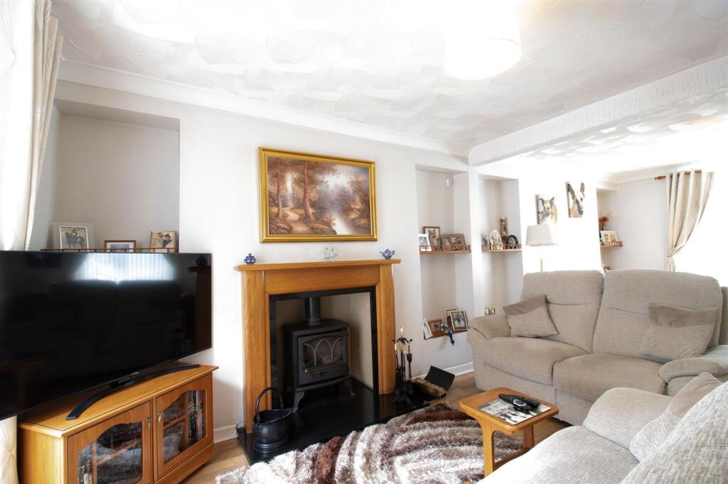 Newport Road, Cwmcarn, NP11 photo 2