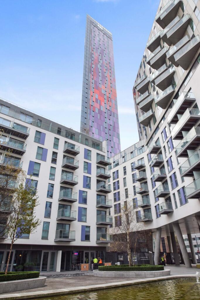 Main image of property: Pinnacle Apartments, 11 Saffron Central Square, Wellesley Road, cr0