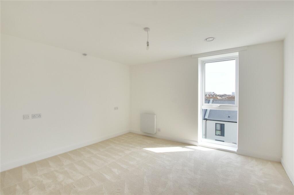 Heene Road, Worthing, BN11 - View 5