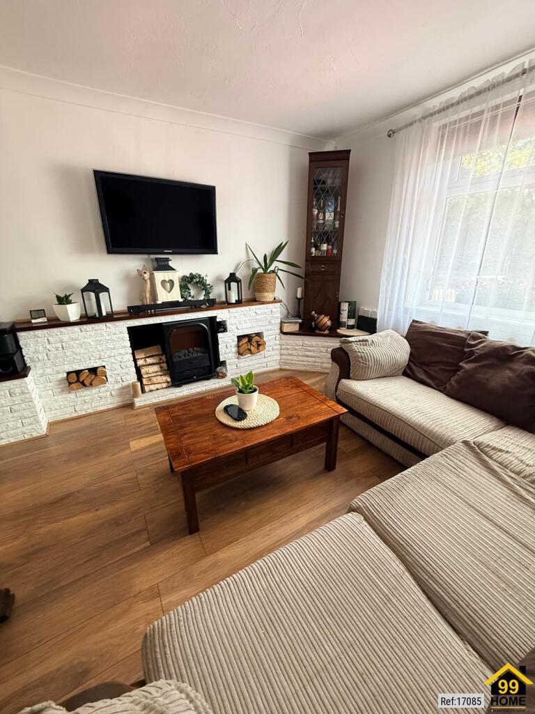 House in Kirklees, West Yorkshire - View 3