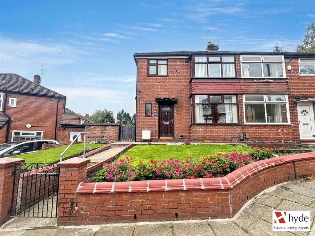 Main image of property: Norton Grange, Prestwich, Manchester. M25 0GR
