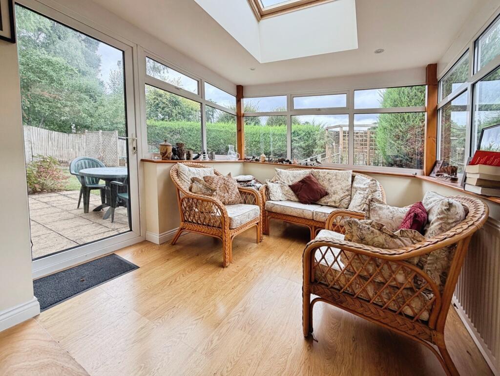 House in Hart, Court Moor, Fleet - View 5