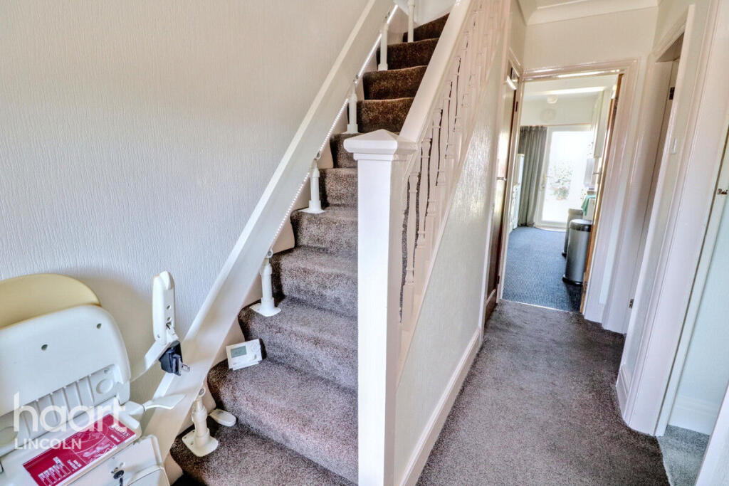 Hunt Lea Avenue, Lincoln photo 3