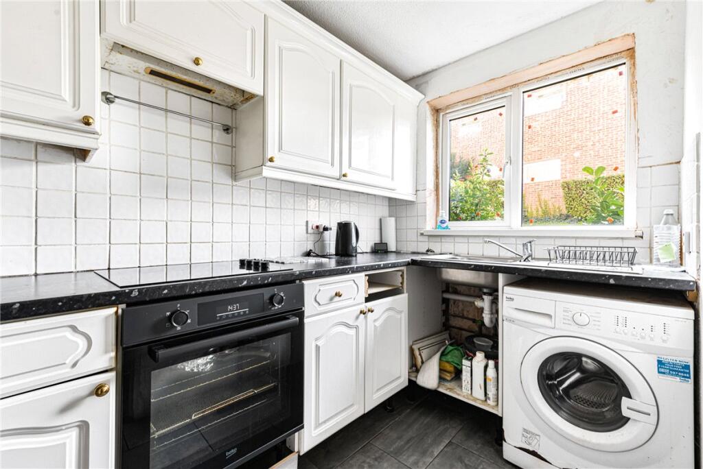 Apartment in London - View 2