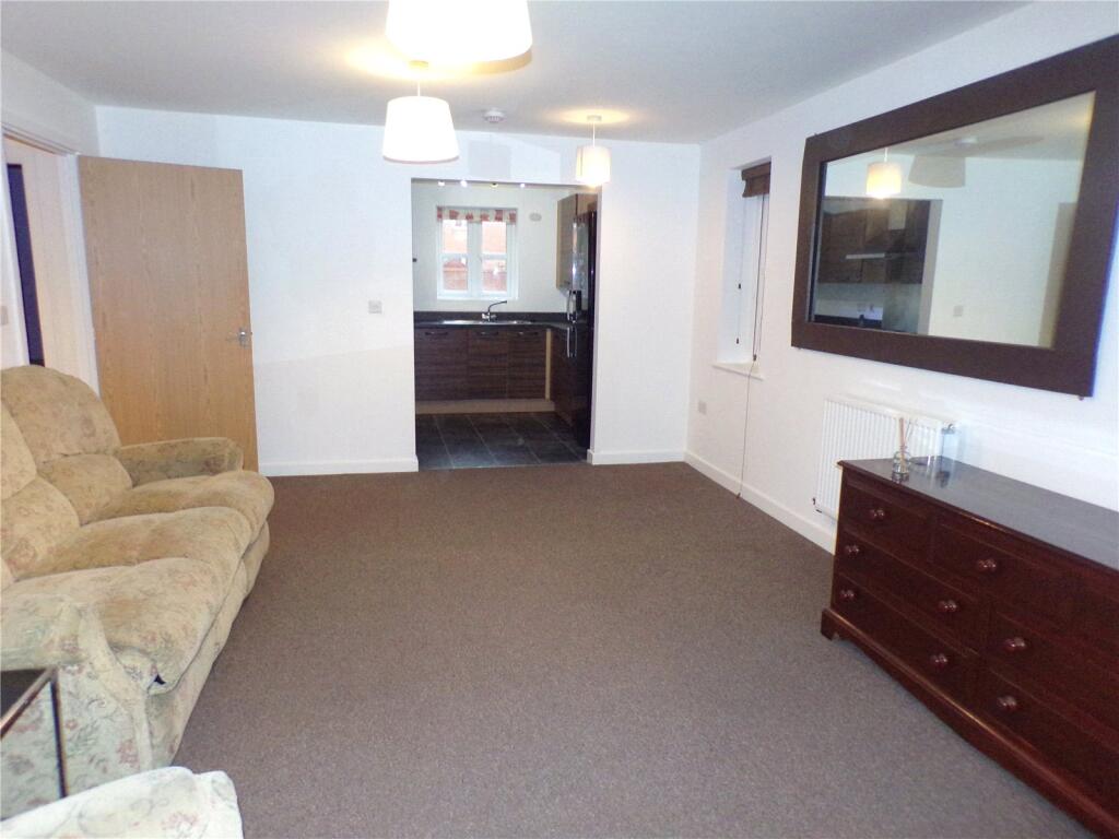 Chatham Road, Meon Vale, Stratford-upon-Avon, Warwickshire, CV37 photo 4