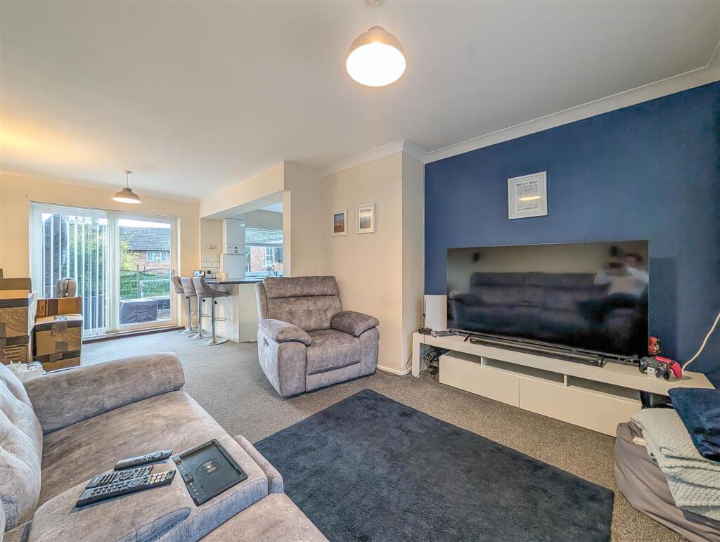 Knights Way, Brentwood photo 4