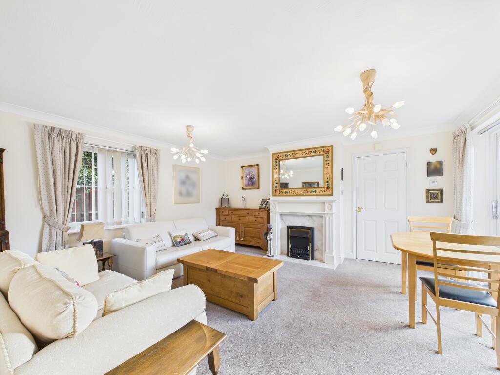 Cherry Tree Court, Diss, IP22 photo 2