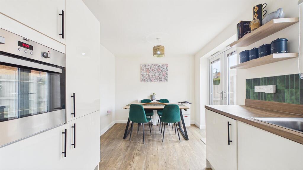House in Peterborough - View 4
