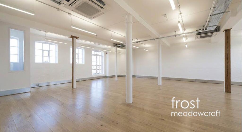 Phoenix Brewery Nottting Hill Office west London 11.jpg