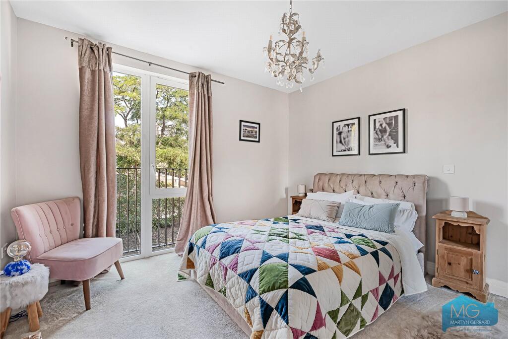 Apartment in London - View 2