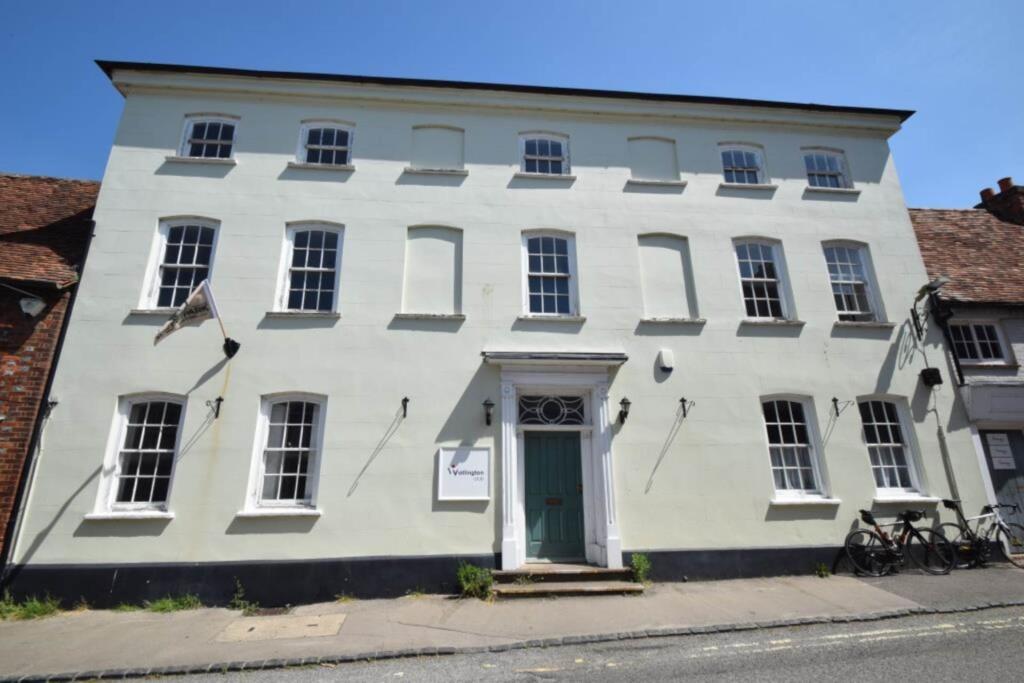 Main image of property: High Street, Watlington