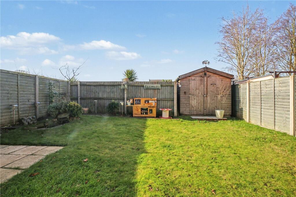 Oak Avenue, Loddon, Norwich, Norfolk, NR14 photo 2