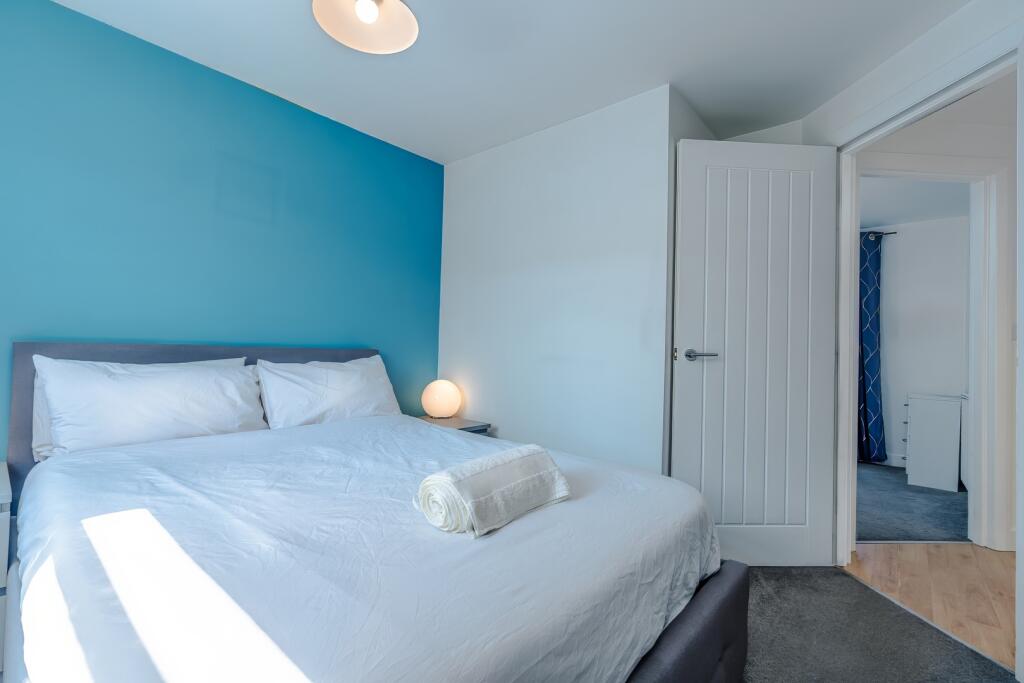 Apartment in Salisbury - View 5