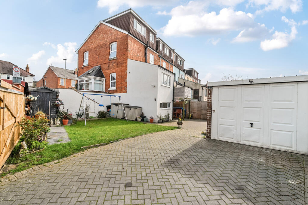 Main image of property: Haywards Road, Cheltenham, GL52