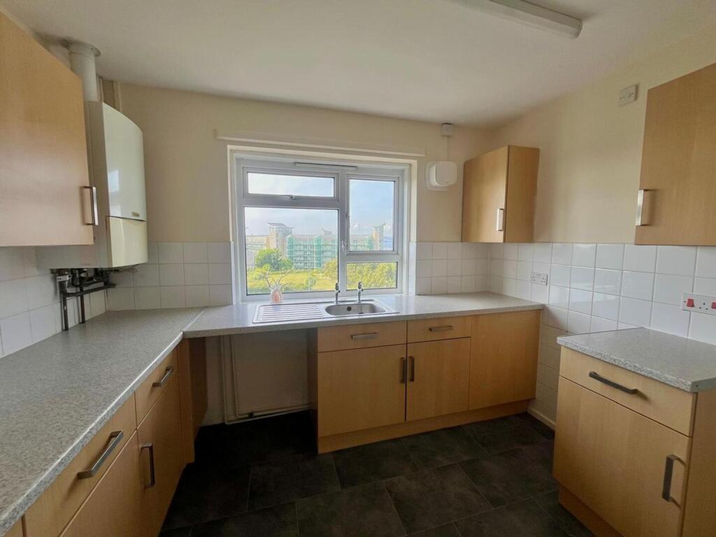 Apartment in Dorchester - View 4