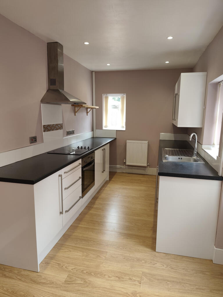 House in Nottingham - View 4