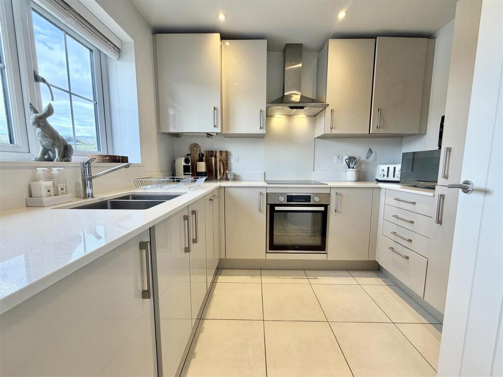 House in Shrewsbury, Shropshire - View 4