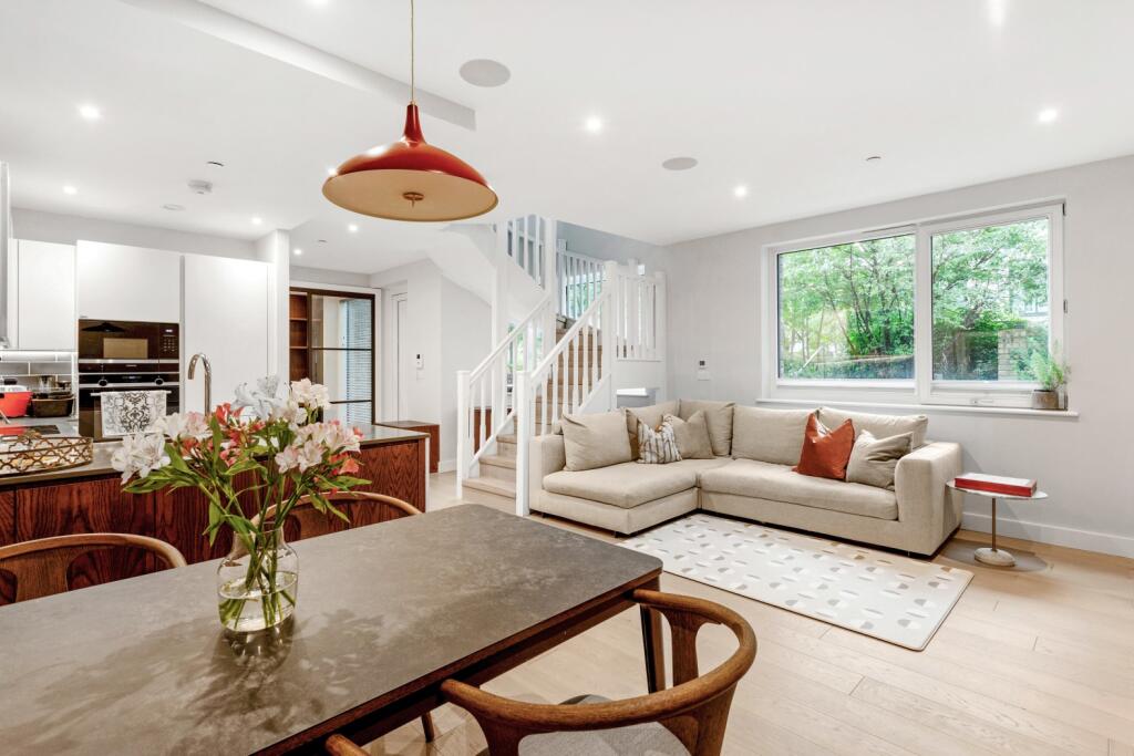 Apartment in London, London Square Bermondsey, Old Kent Road - View 5