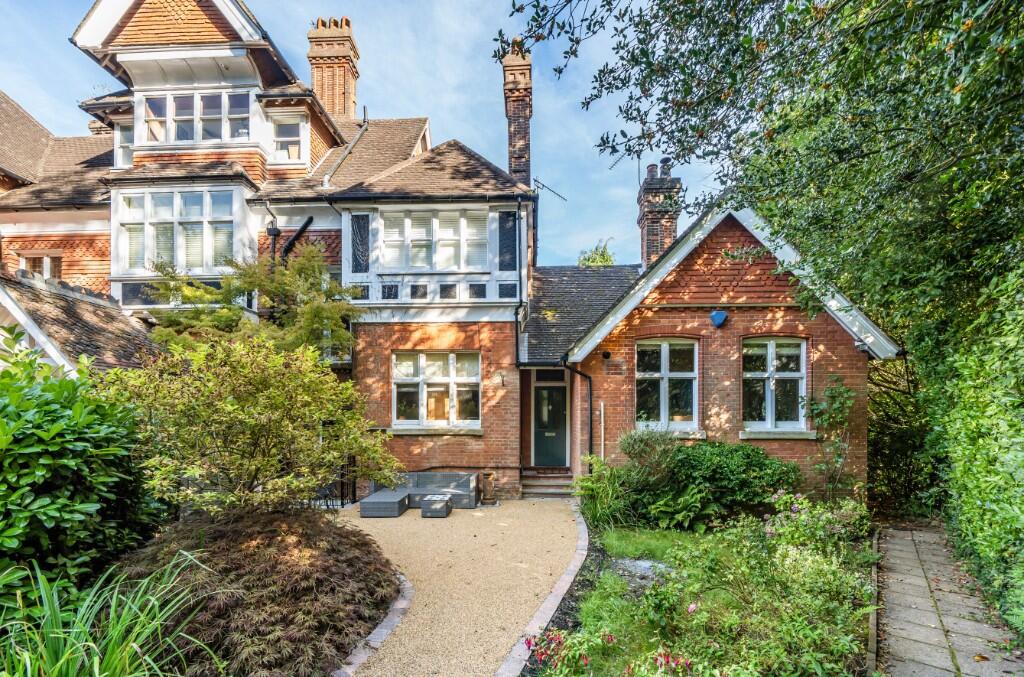 Main image of property: Broadwater Down, Tunbridge Wells, Kent, TN2