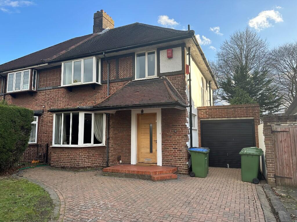 Main image of property: Eltham Road, London, SE9