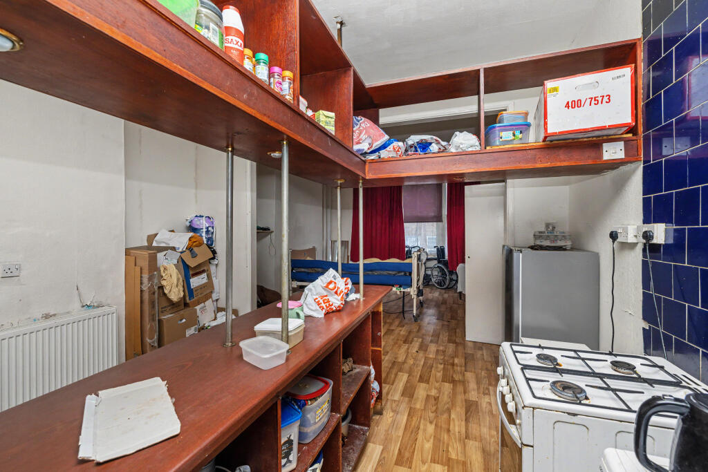 Apartment in London - View 5