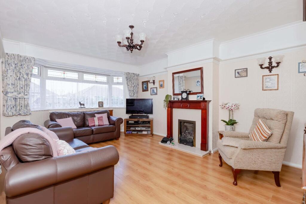 Chester Avenue, Lancing photo 2