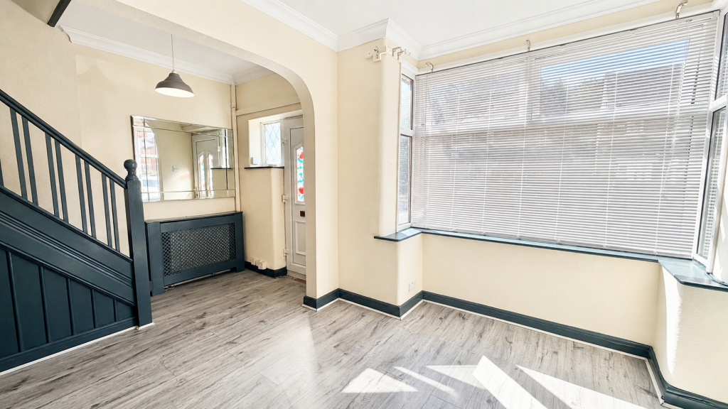 House in Stockport, Heaton Norris, Shaw Heath - More