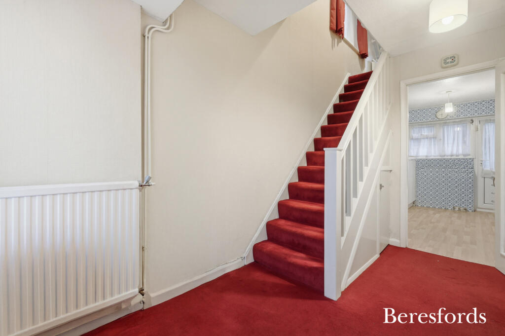 Fern Close, Billericay, CM12 photo 2