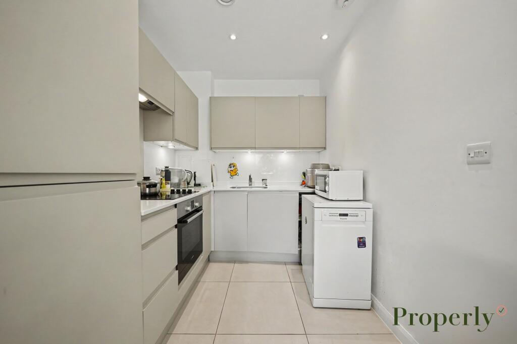 Apartment in London - View 3