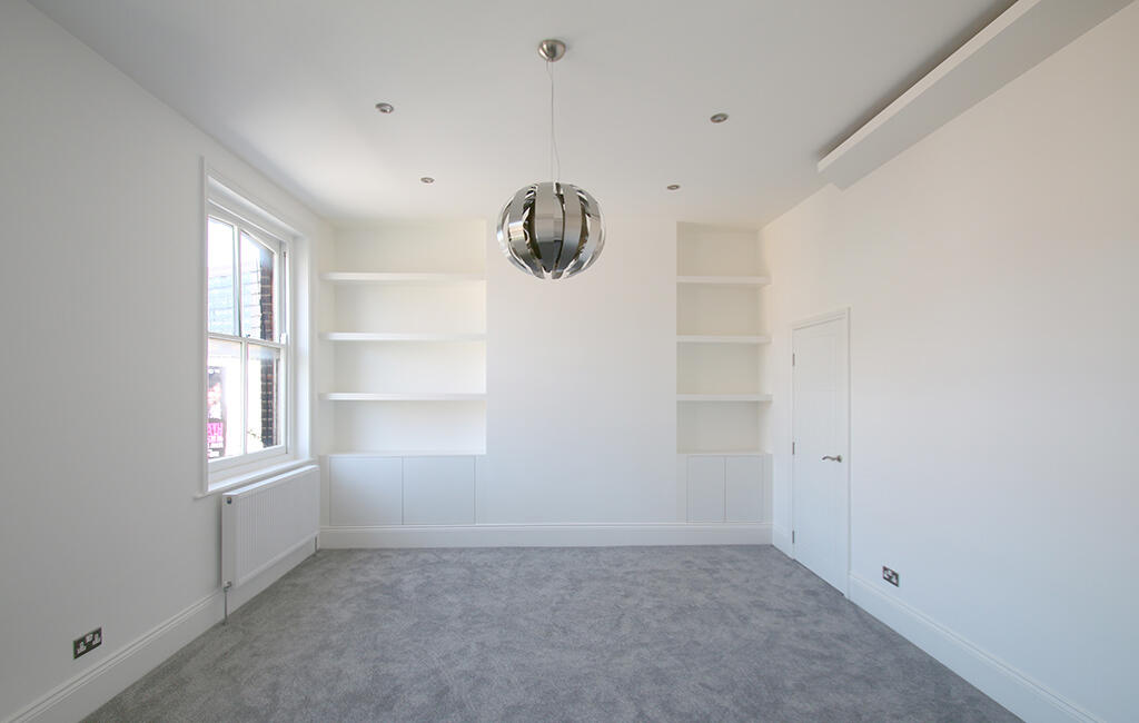 Apartment in London - View 5
