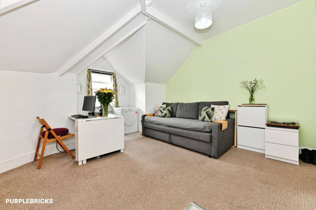 Apartment in Bath, Frome - View 4