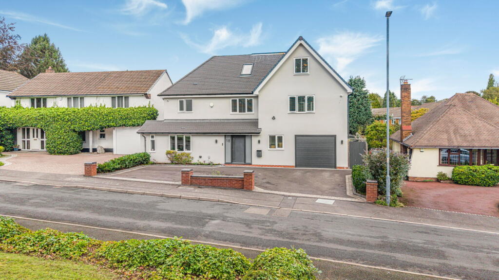 Main image of property: Thornhill Park, Sutton Coldfield, B74 2LG