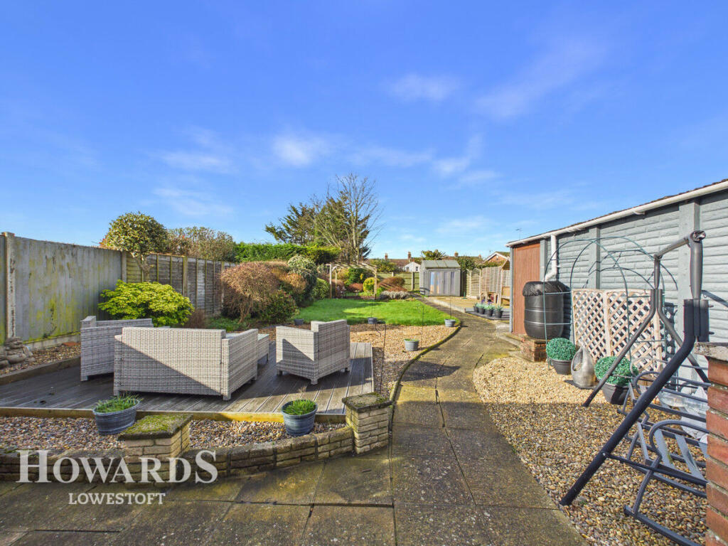 Higher Drive, Lowestoft photo 4