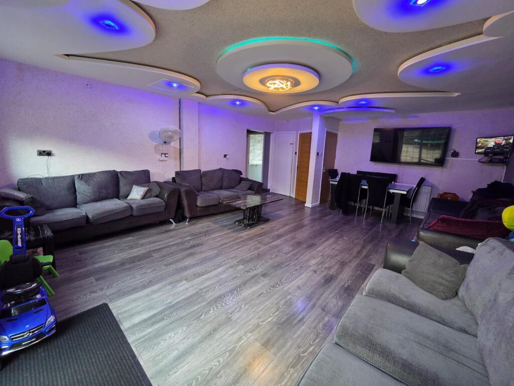 Additional image 3 of High Park crescent, BD9 6HT