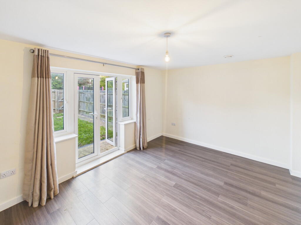 Osprey Drive, Stowmarket photo 4