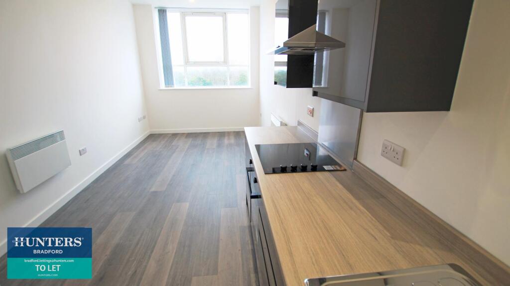 Additional image 4 of Card House, Bingley Road, Bradford, BD9