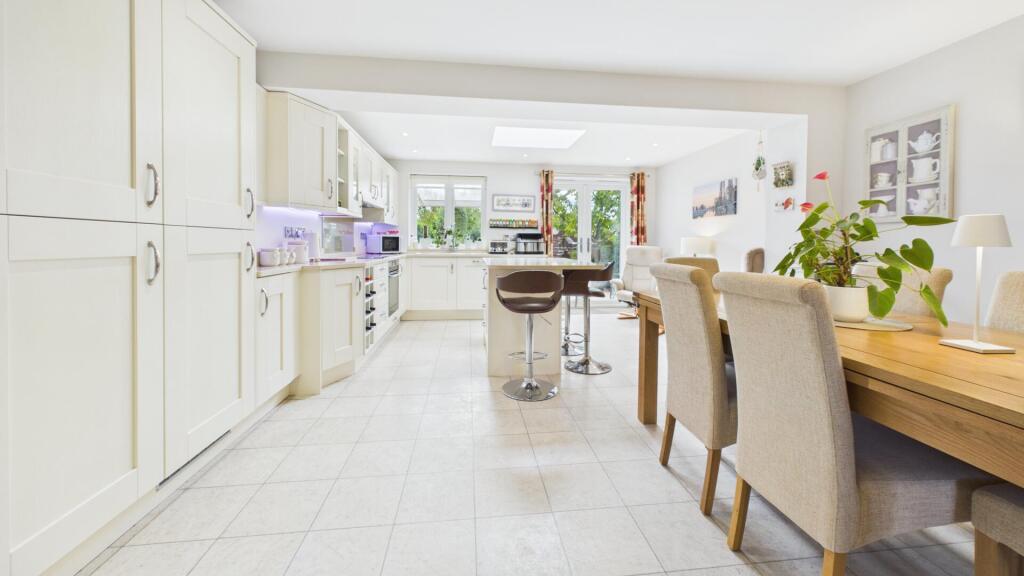 House in Peterborough - View 3