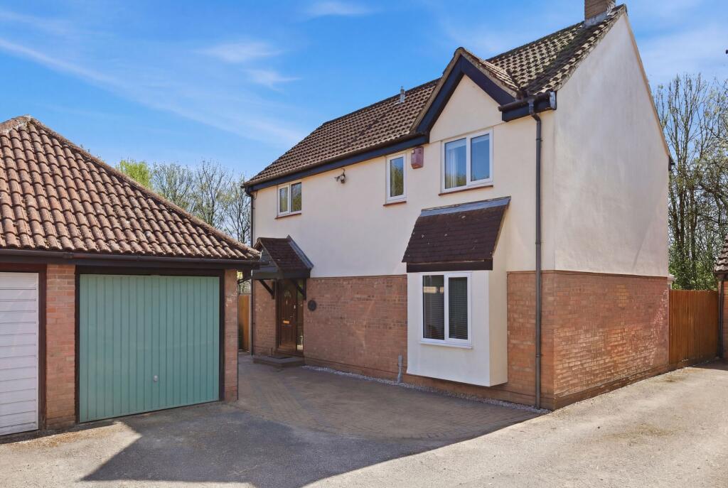 Main image of property: Chalkdown, Stevenage, SG2