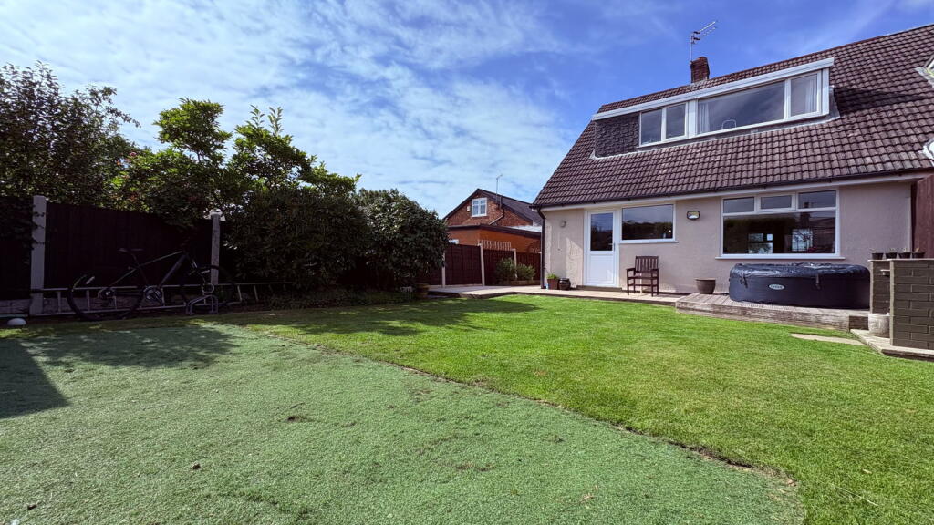 Liverpool Road, Hutton, Preston, PR4 5FE photo 4
